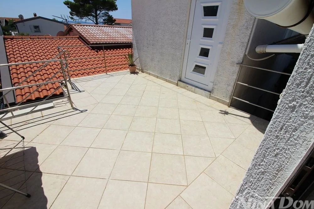 dva apartmana južna strana otoka vira - slika 10