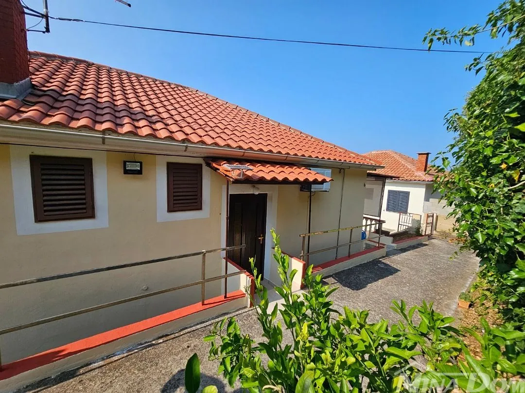 prvi red apartmanska kuća savar dugi otok - slika 17