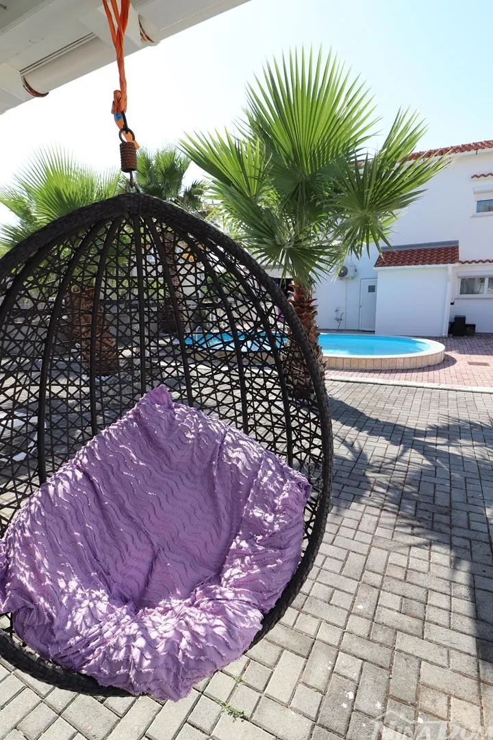 samostojeća kuća s bazenom- vrsi dalmacija - slika 24