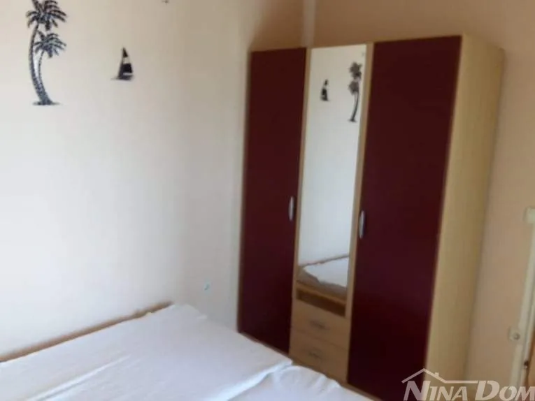 nekretnina 3 stambene jedinice prvi red do mora. - slika 13