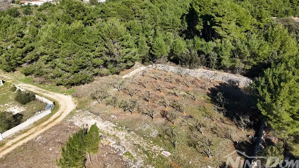 građevinsko zemljište, izgrađeni dio 473 m2 - slika 2