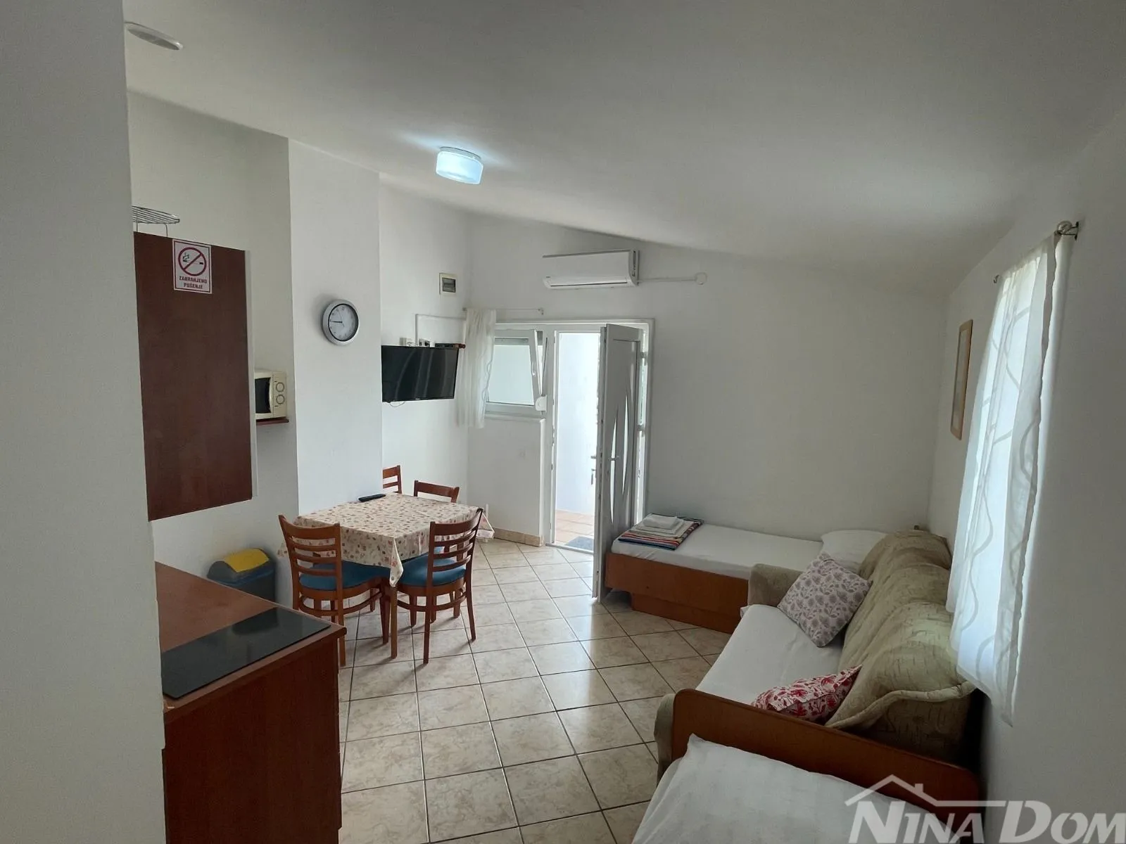 apartmanska kuća - privlaka - 6 apartmana - slika 25