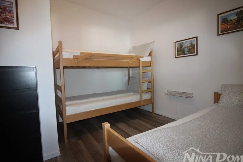 kuća vir dvojnica s tri apartmana - slika 16