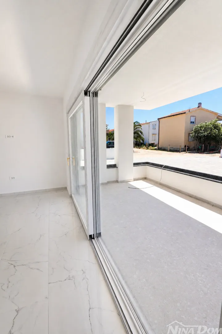 ( s1 ) luksuzan dvosoban apartman- vlastiti vrt- 2 parkirna mjesta - slika 6