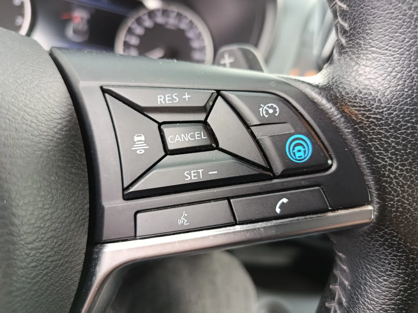nissan juke 1,0 automatik, - slika 14