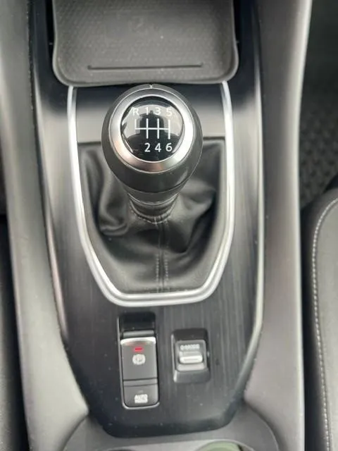 nissan qashqai 1.3 dig-t n-connecta - slika 12