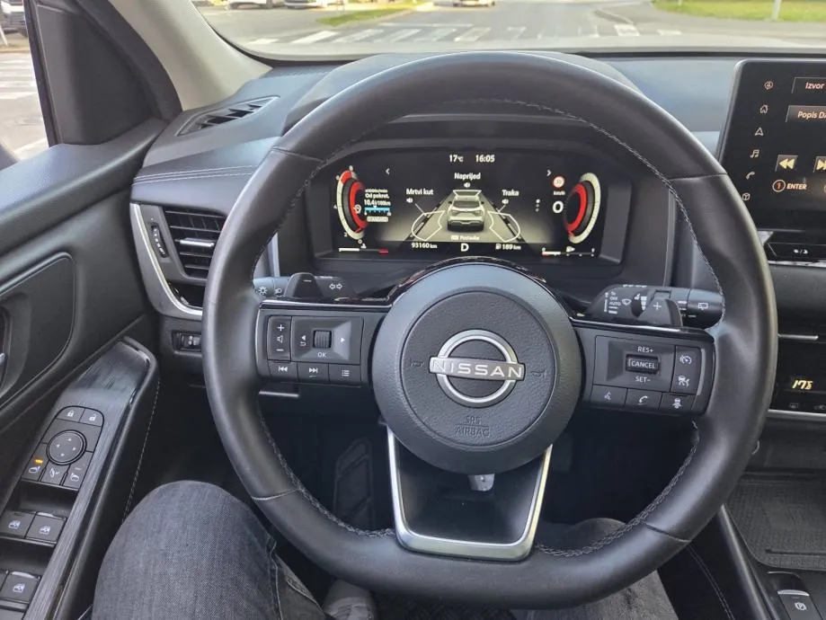 nissan qashqai 1.3 - slika 9