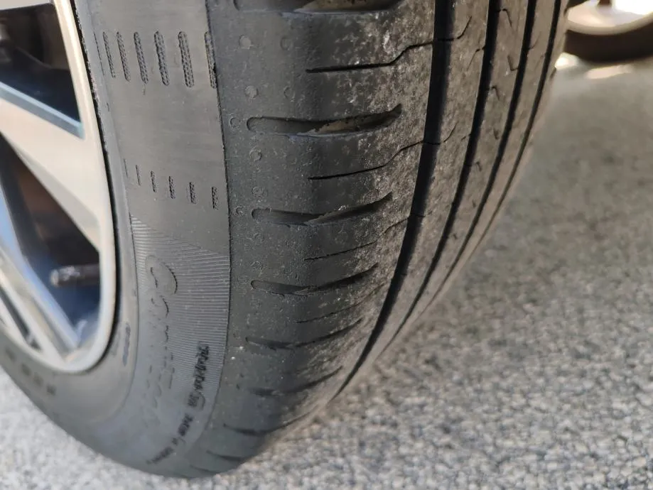 nissan qashqai 1,3 dig-t - slika 12