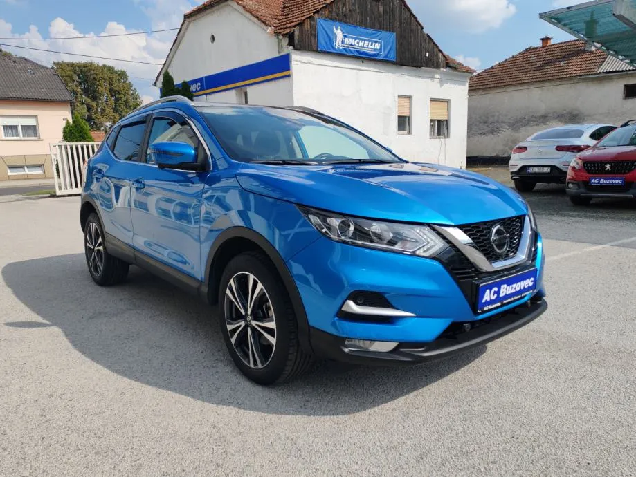 nissan qashqai 1,3 dig-t - slika 2