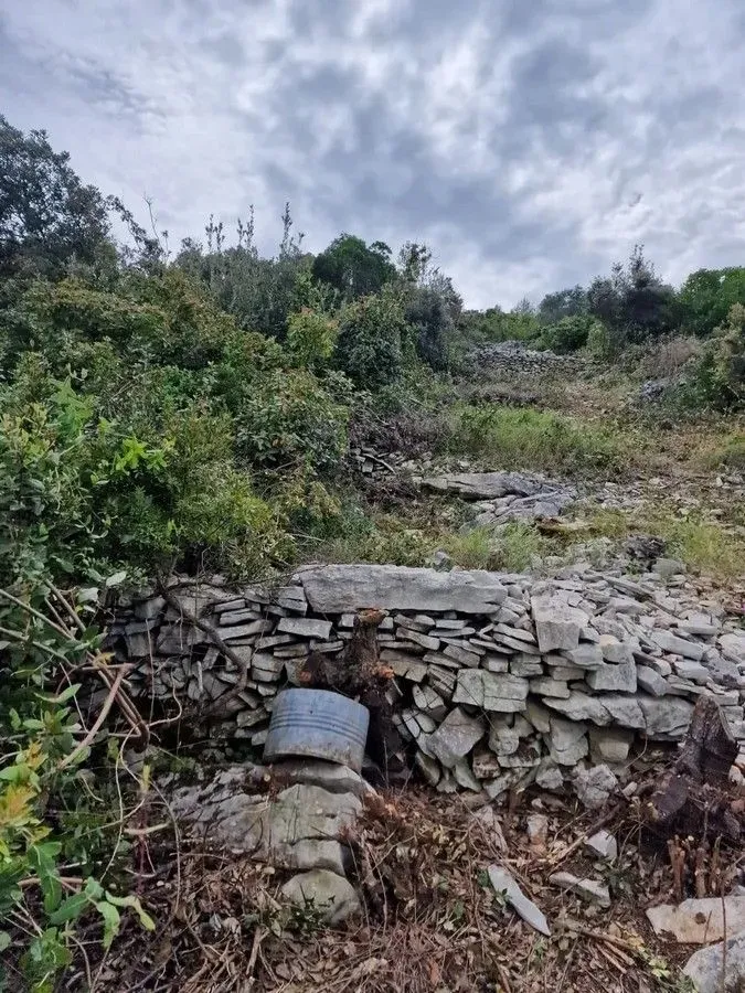 građevinsko zemljište na prodaju - blato - slika 2