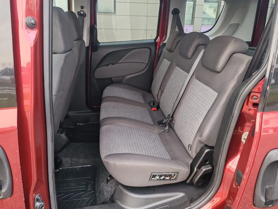 fiat doblo 1.6 tdci,2016g. 127000 kartice 24/36 rata - slika 12