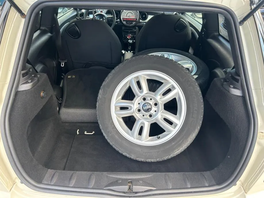 mini cooper 1.6i - 130000km - 2012 - servisna - garancija - reg 1 god - slika 20