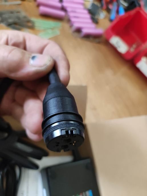 punjač za el.bicikl za Fazua motor - Podsused