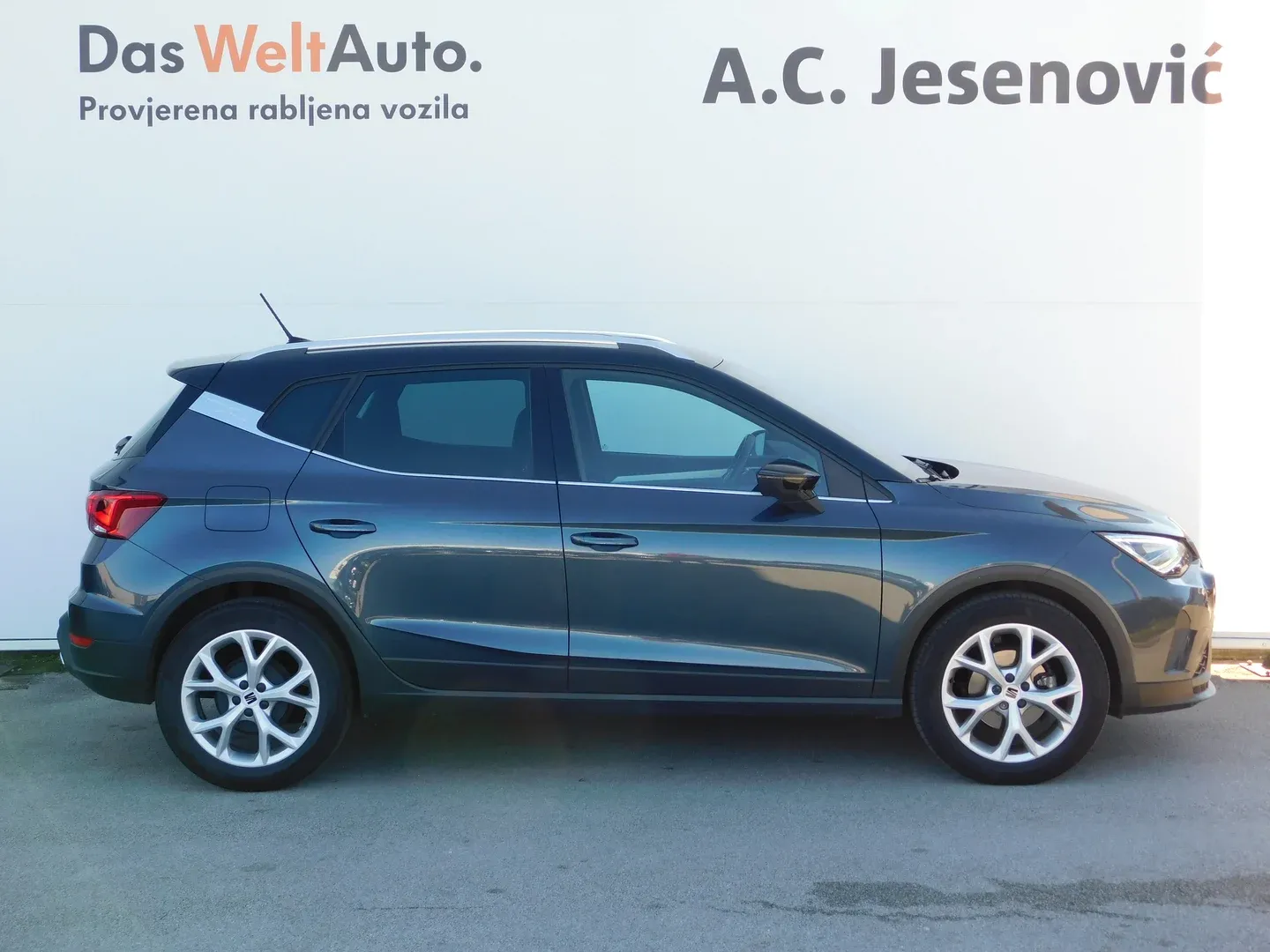12579 seat arona 1.0 tsi fr - slika 4