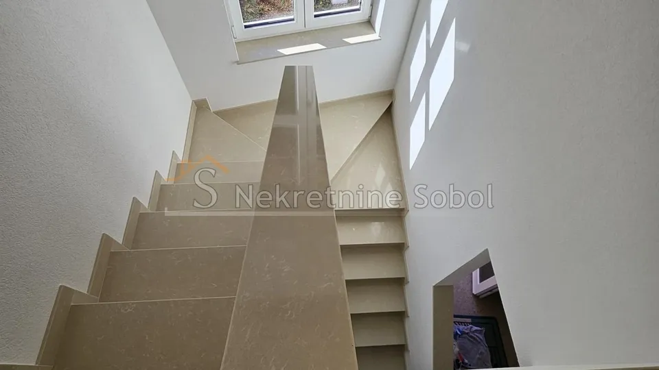 nerezine, otok lošinj - kuća, 115 m2 prodaja - slika 15