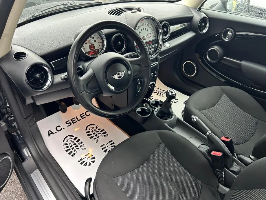 mini one 1.6 - 2013 - 120000km - servisna - garancija - reg.1.god. !! - slika 9