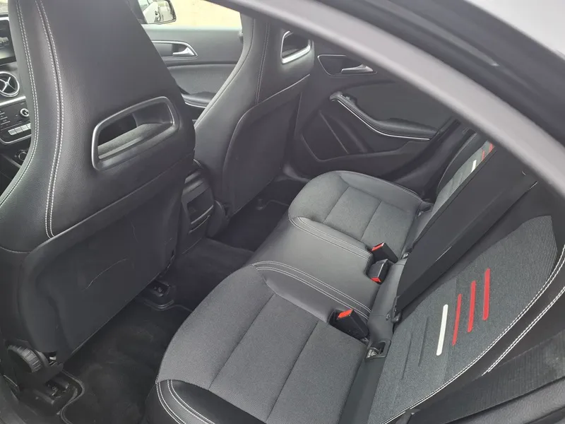 mercedes a klasa 180d*automatik*klima*park.kamera - slika 9