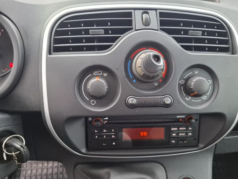 renault kangoo 1.5 dci - slika 12