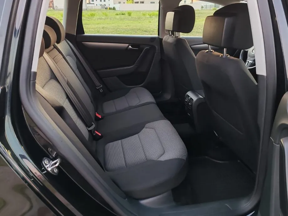 vw passat variant 1,6 tdi 153000 km , 2013 g. kartice - slika 8
