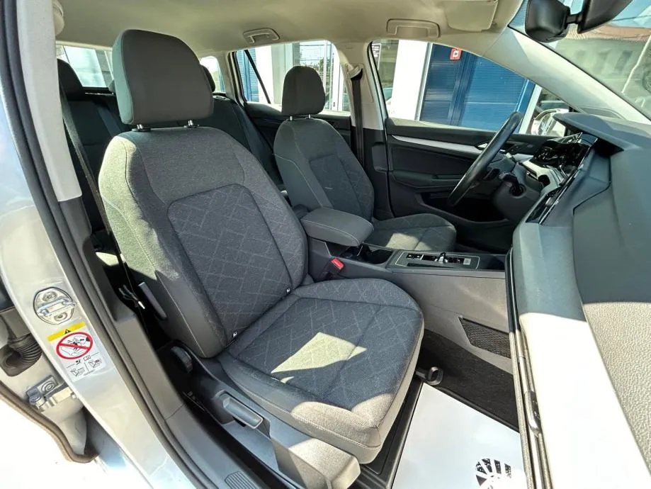vw golf 8 etsi dsg - 2021 - 140.000km - led - virtual - slika 11