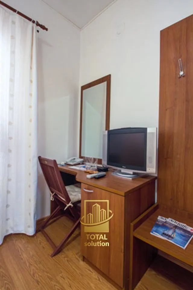 otok murter, uz more- 1. red- uhodani hotel sa tri zvjezdice 850 m2!!! - slika 5