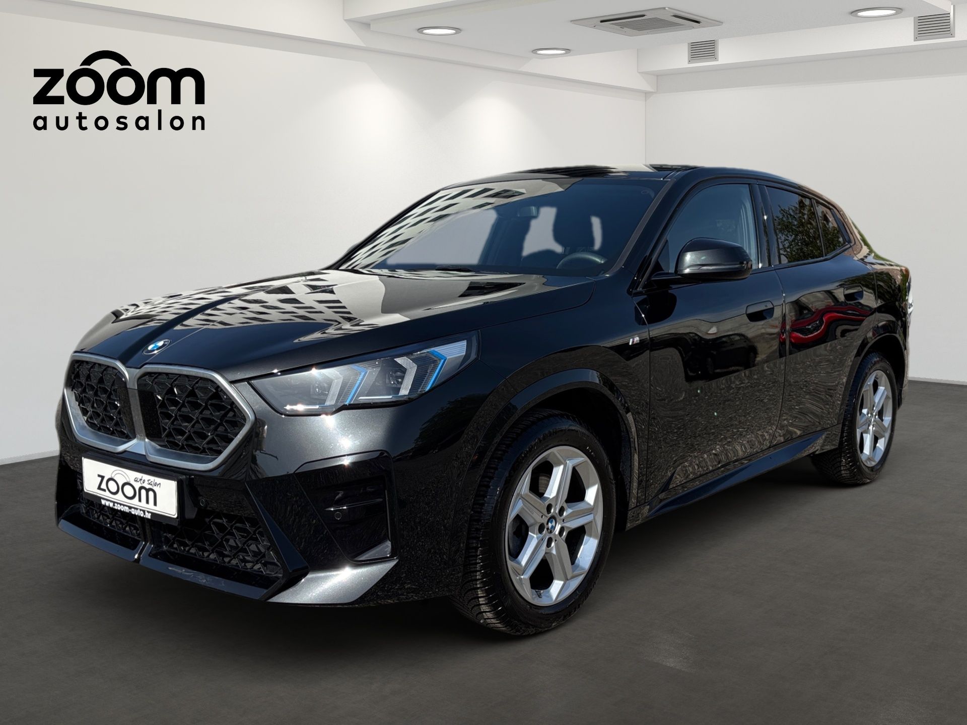 bmw x2 sdrive18d m sport - slika 1