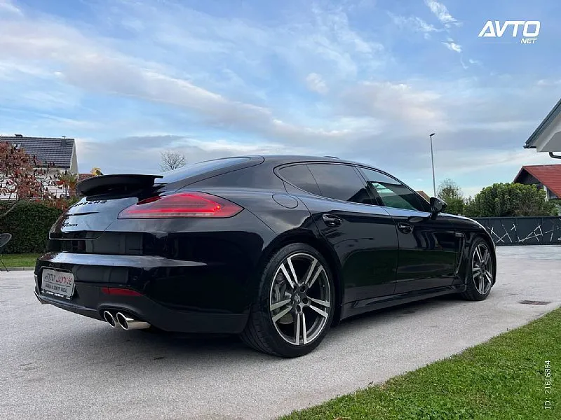 porsche panamera 3.0 td tiptronic-led-alu-navi-kam-odlicn... - slika 7
