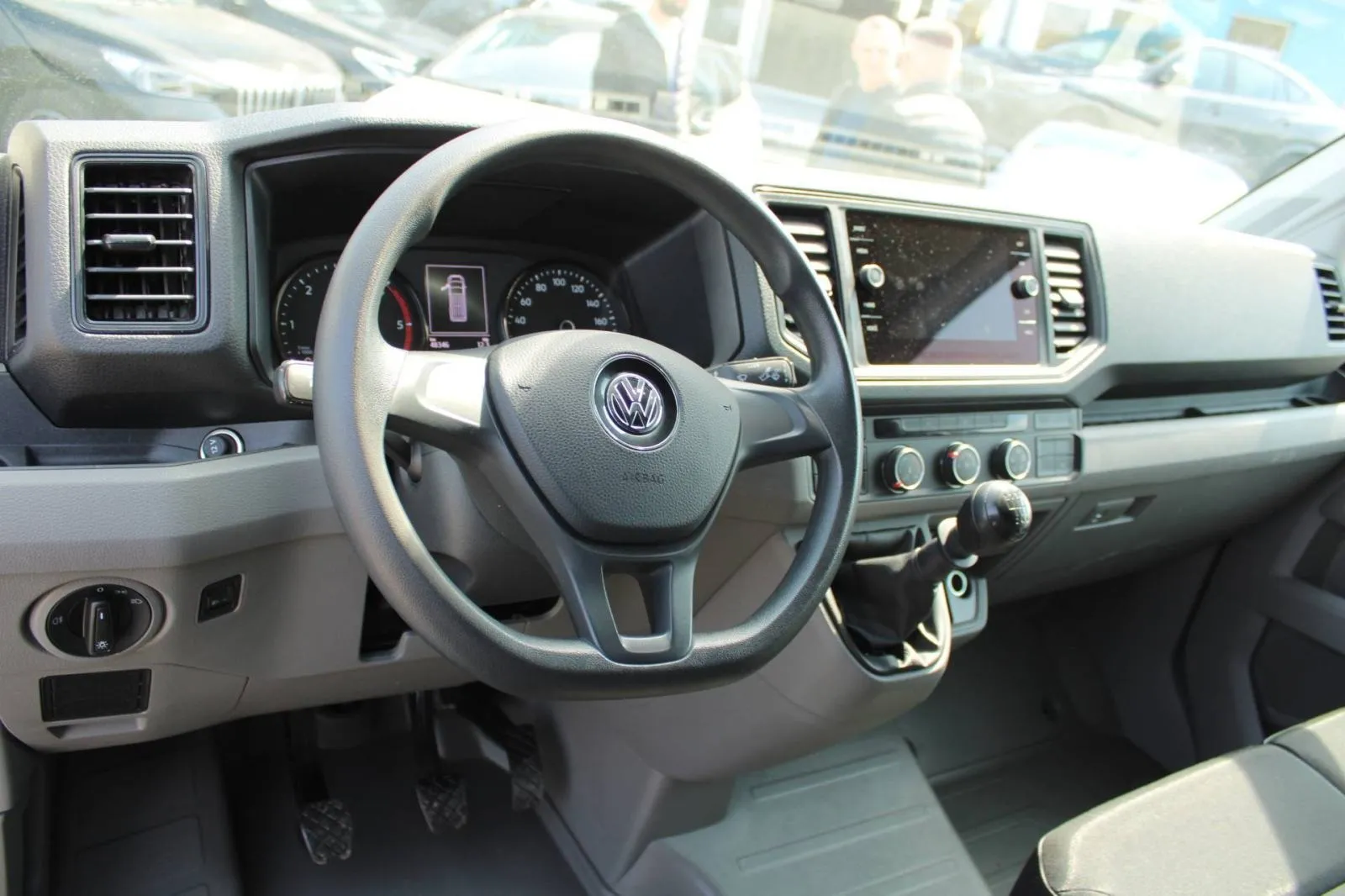 vw crafter 2.0 tdi l3h3 140ks, 2024 god. - slika 10
