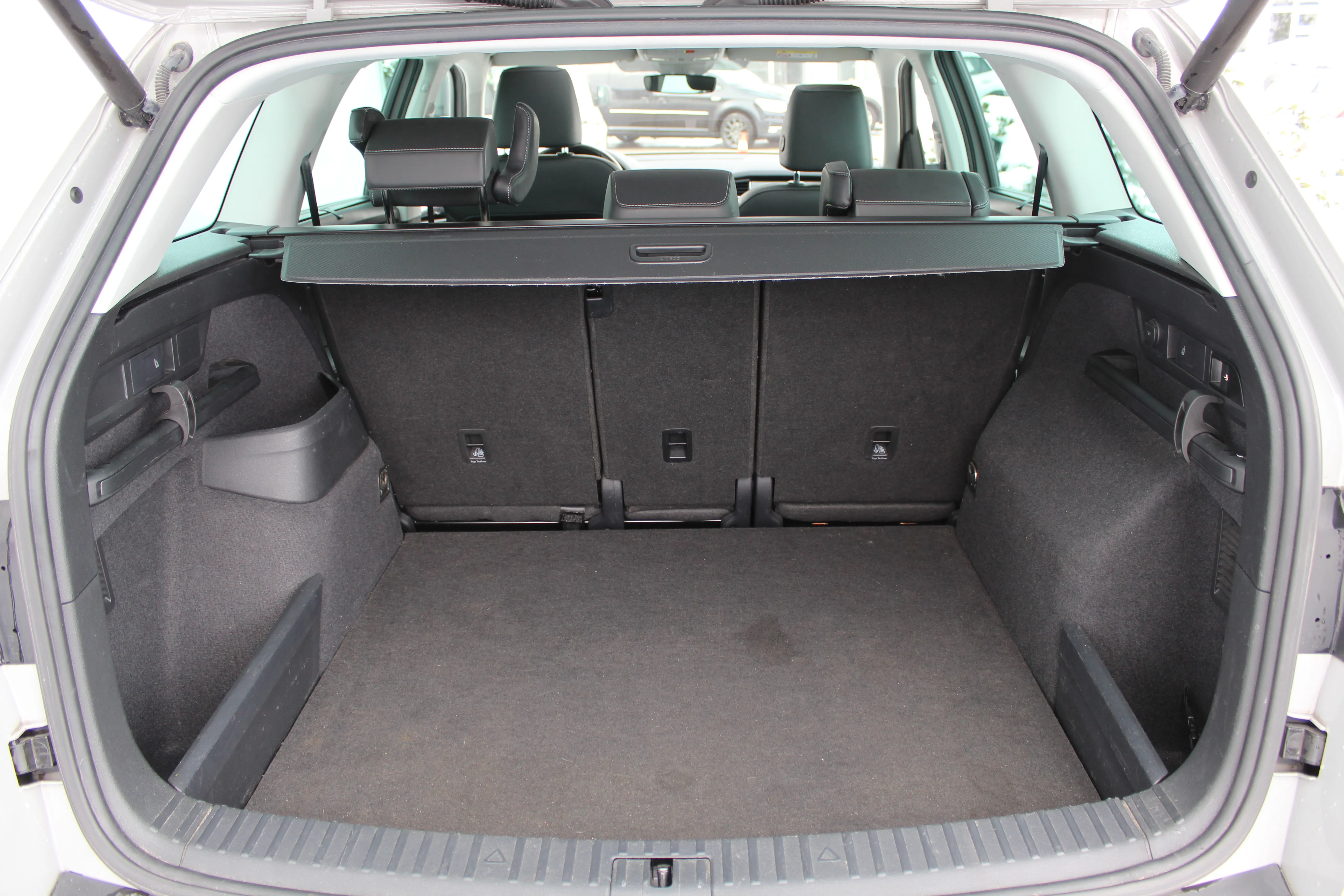 13094 škoda kodiaq ambition 2.0 tdi 4x4 dsg - slika 15
