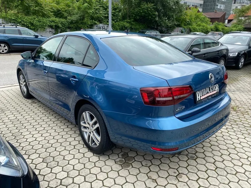 vw jetta 2.0 tdi comfortline, park. senzori, tempomat, 4x garancija! - slika 5
