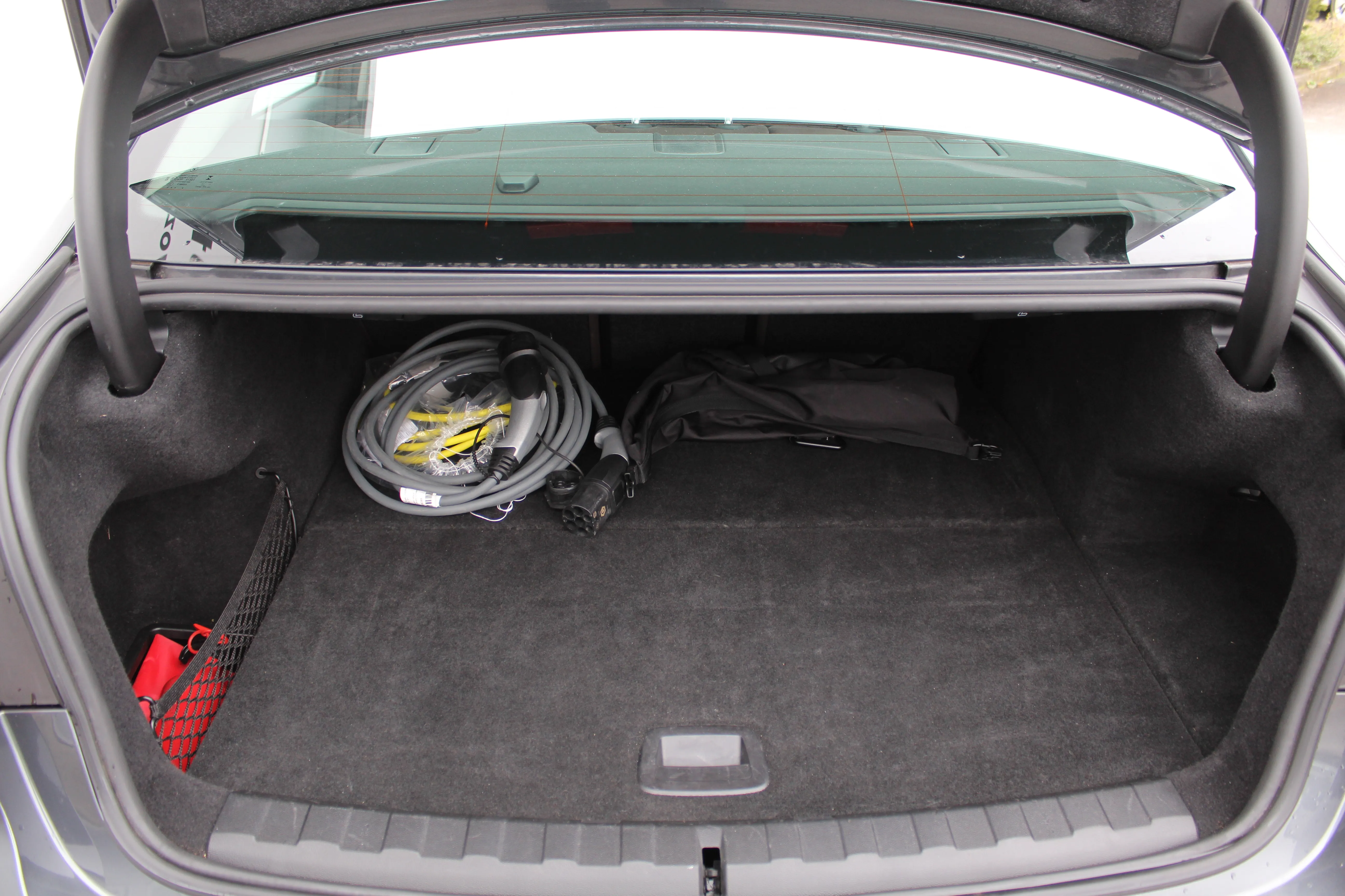 13072 bmw 320e aut. - slika 15