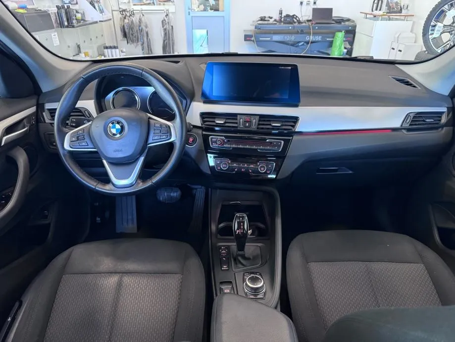 bmw x1 xdrive18d advantage automatik - slika 7