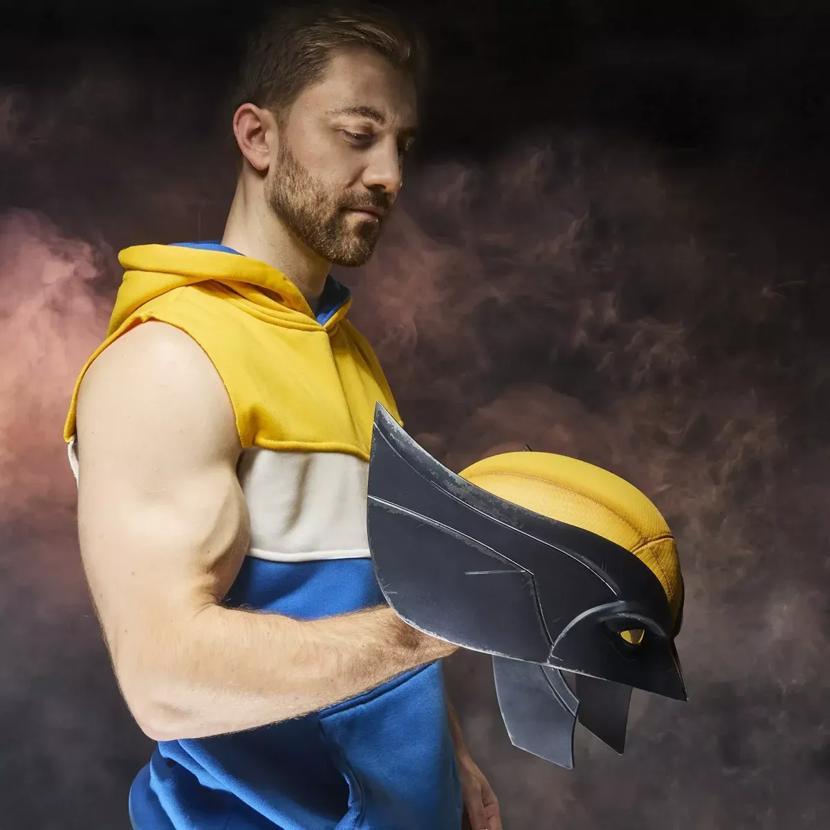 marvel legends series – wolverine premium roleplay mask - slika 7