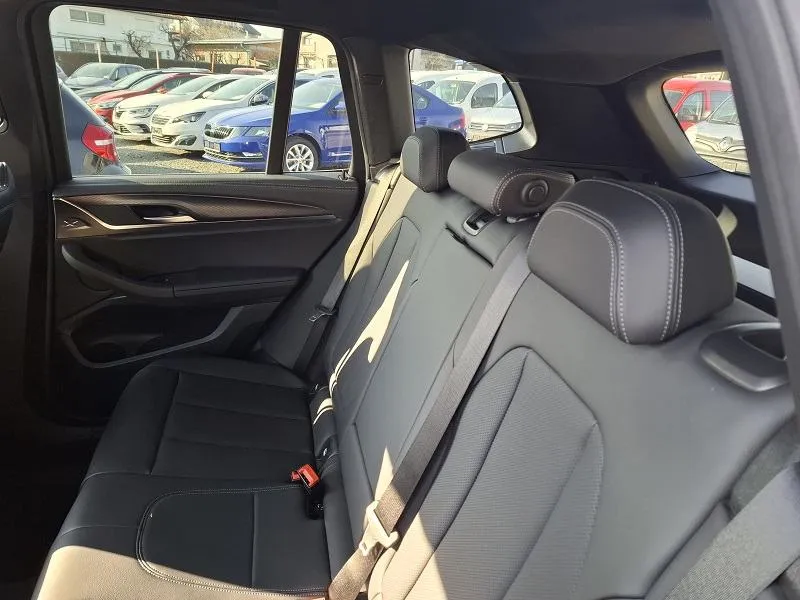 bmw x3 xdrive30d*210kw*m-paket*climatronic*navigacija*park.kamera* - slika 13