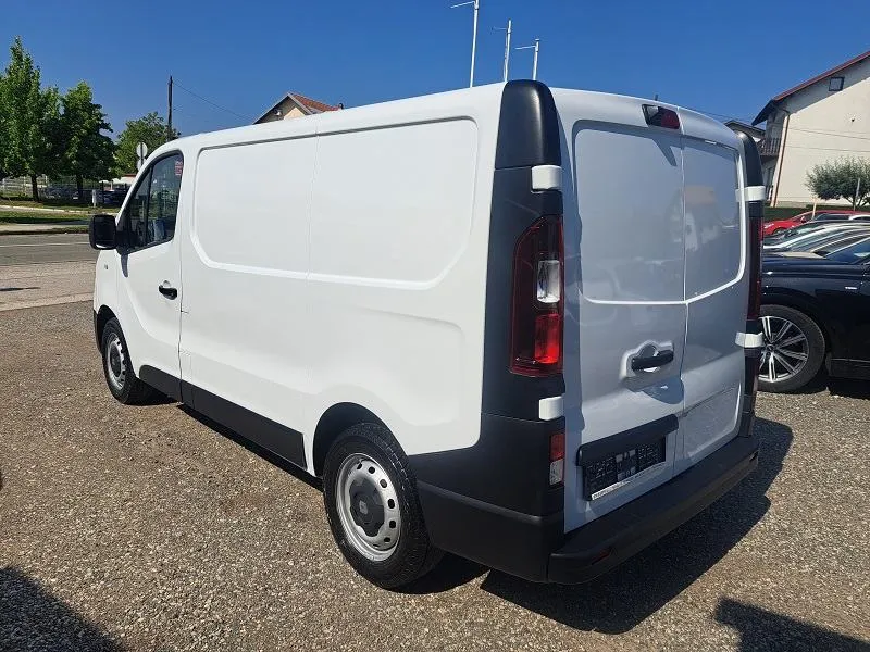 renault trafic 2.0 dci*120ks*klima*park.kamera* - slika 9
