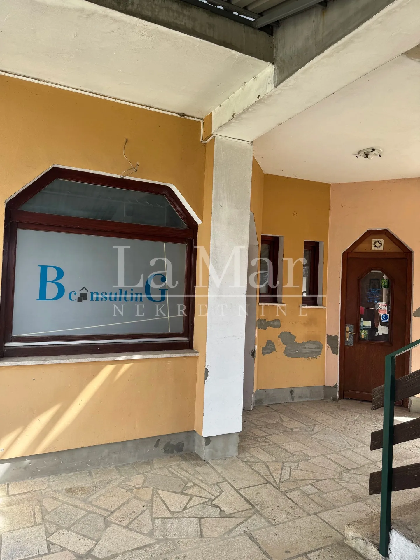 harmica - poslovno-stambeni objekt -535,16 m2 - slika 7