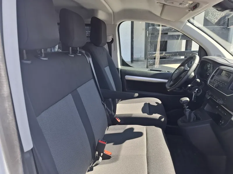 opel vivaro 2.0 cdti*122ks*klima*kuka za vuču*5+1* - slika 13
