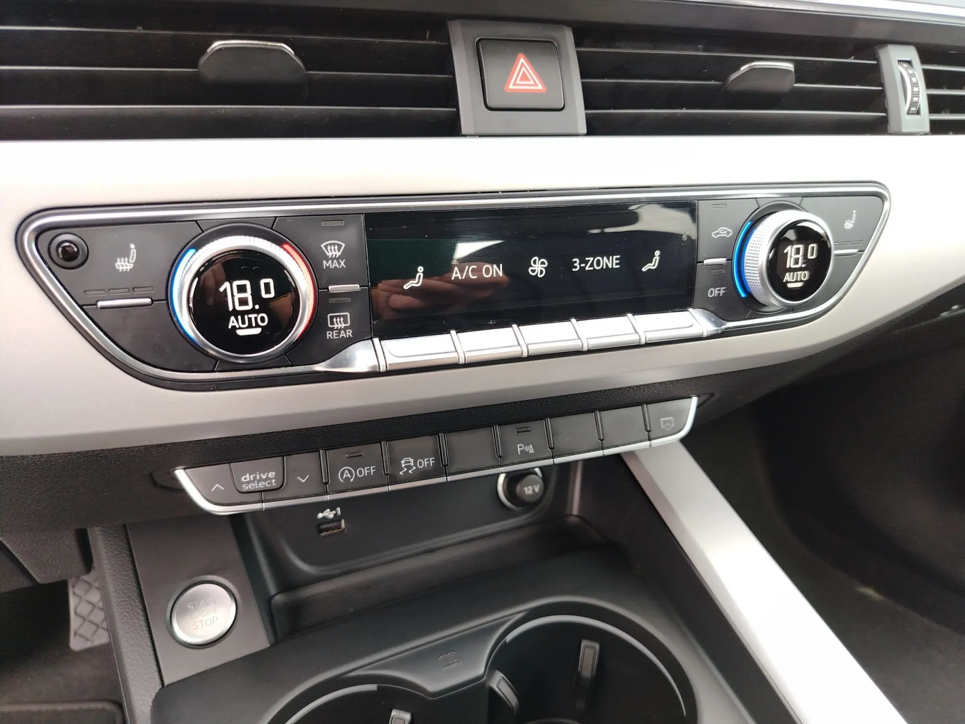 audi a4 40 tdi s tronic quattro s line - slika 14