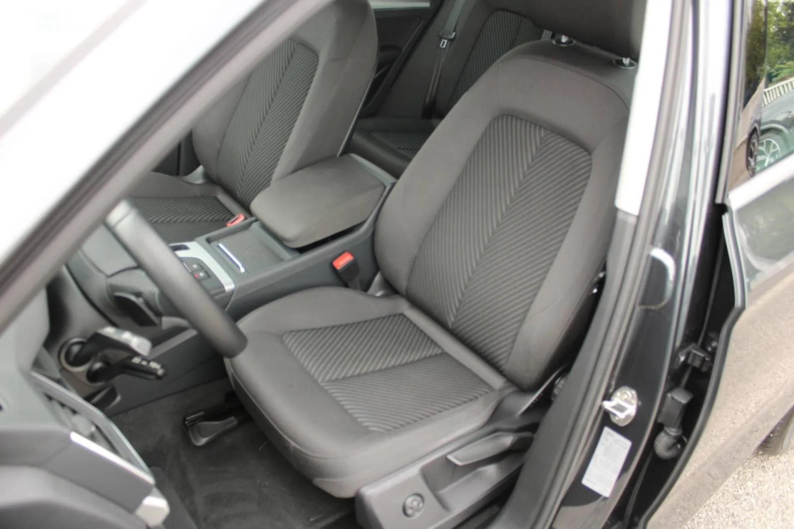audi q5 40 tdi quattro s-tronic *led, navigacija* - slika 9