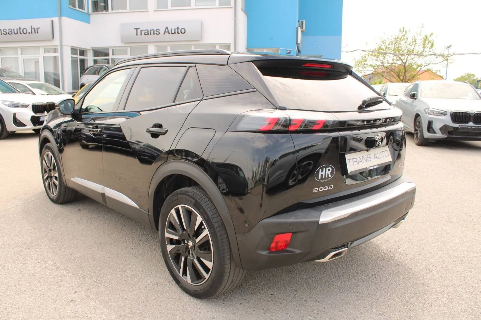 peugeot 2008 155 gt line automatik *panorama, led, kamera* - slika 7