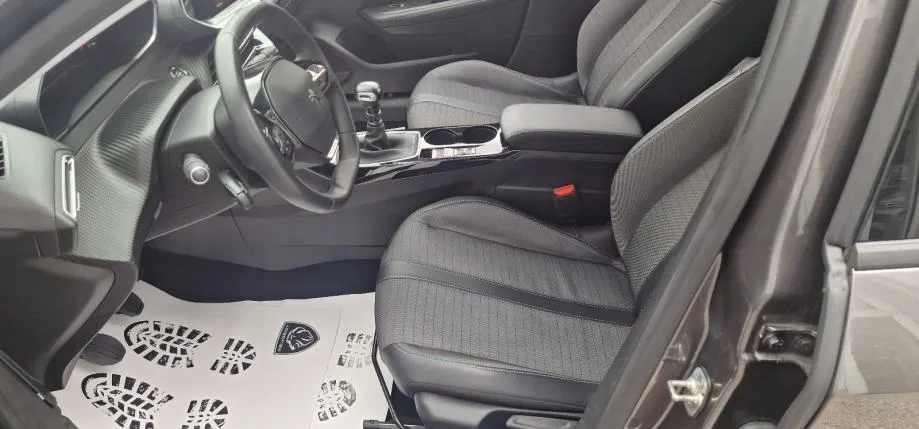 peugeot 208 1,5 hdi - allure - 2021 - 140.000km - reg 1 god !!! - slika 8