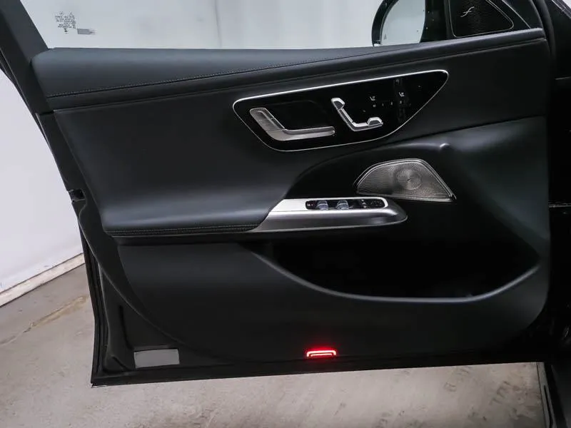 mercedes-benz e 300 t de 4m all terrain avantgarde premium plus - slika 10