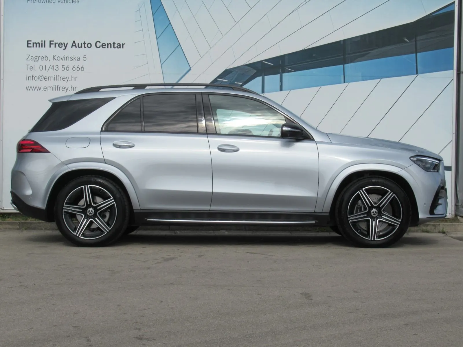 mercedes-benz gle 350 de 4m amg line/airmatic/night/memory/pano/21" - slika 5