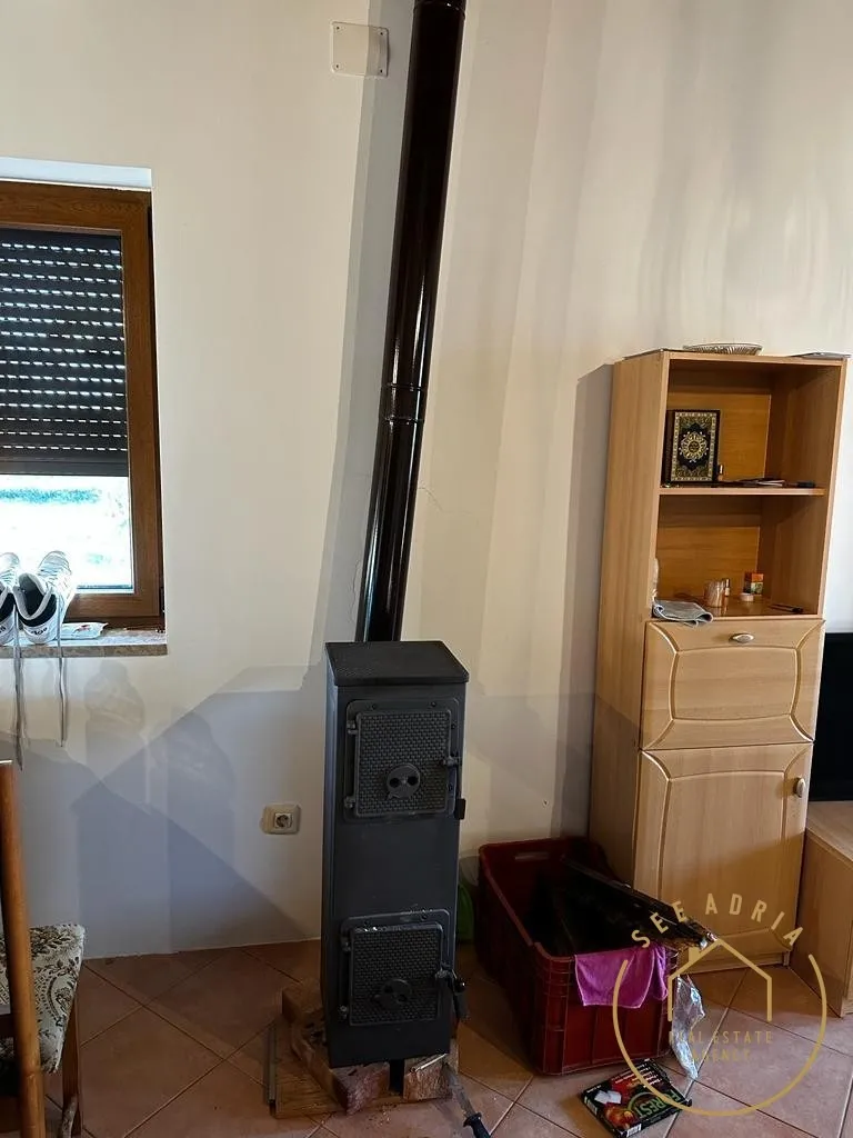 dvosoban stan u okolici novigrada - slika 5