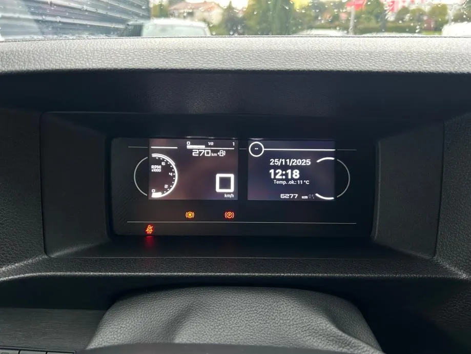 peugeot expert furgon l2 bluehdi 145 - 2025 - 6.200 km - registriran! - slika 18