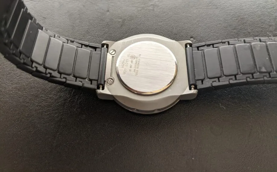 sat junghans mega / r1, rate !! - slika 4