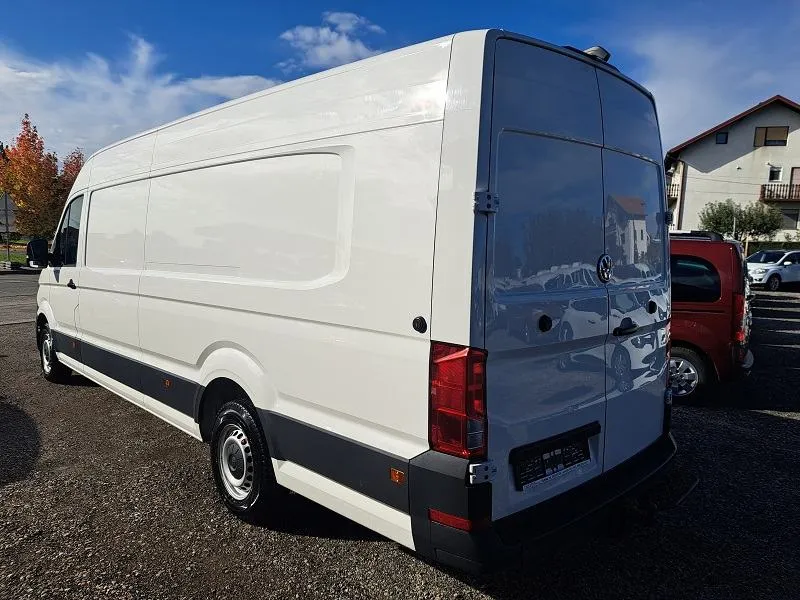 volkswagen crafter 2.0 tdi*177ks*klima*navigacija*kuka za vuču* - slika 9