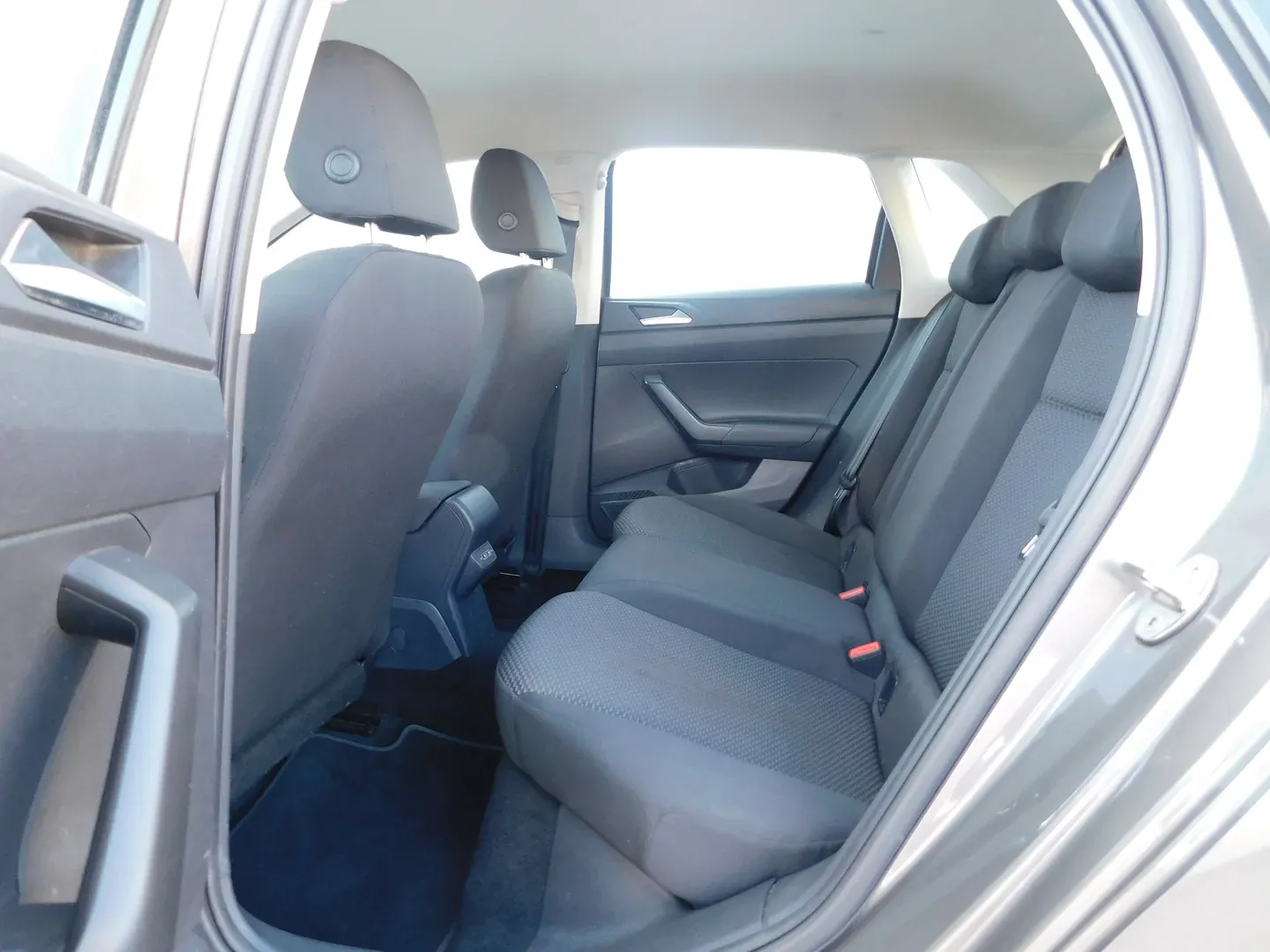 08289 volkswagen polo tdi trendline - slika 9
