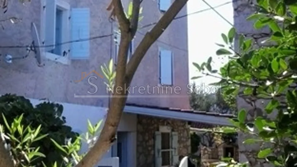 Unije - Kuća, 240 M2 Prodaja - Unije, Mali Lošinj