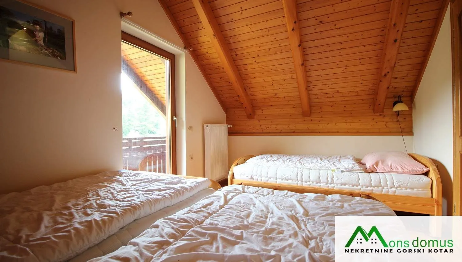 8843 m2 građevinskog zemljišta, dvije vikend kuće i garaža - slika 16